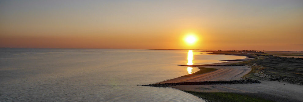 Coucher de soleil sur la Pointe de l aiguillon sur mer